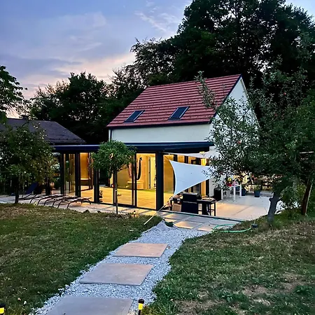 Heaven - Retreat Centre Podplat